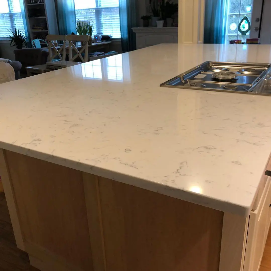 - 5 Polished marble island with built-in stovetop