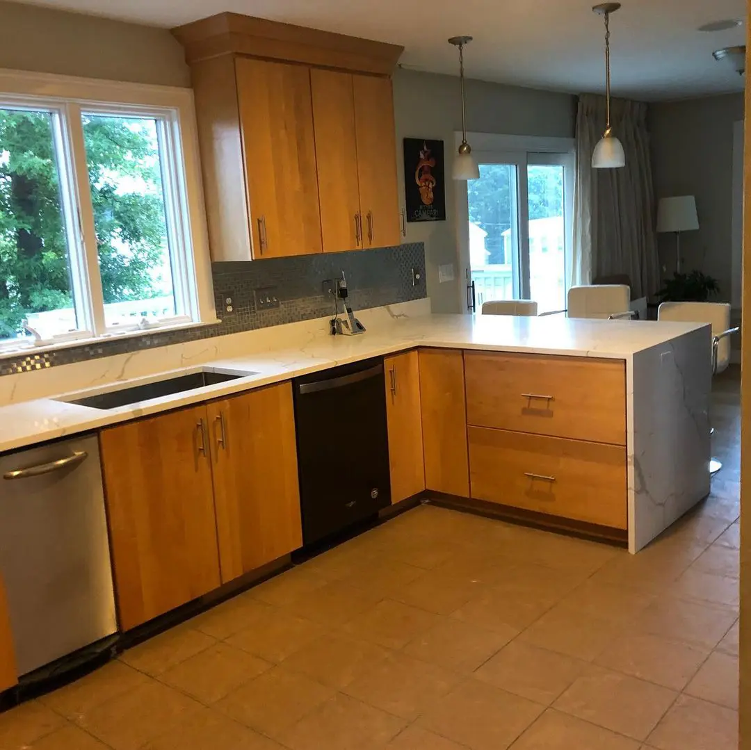 - 5 Modern kitchen with wooden cabinets and granite countertops